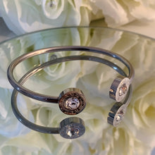 Load image into Gallery viewer, Jade Bangle