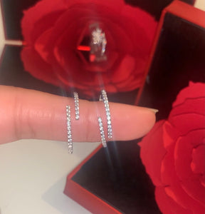 Elle Ring