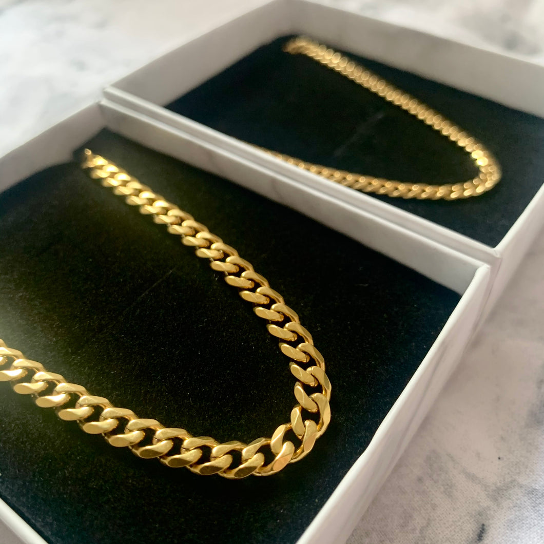 Thin Gold Chain