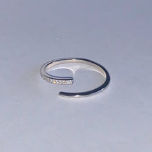 Load image into Gallery viewer, Bree Ring

